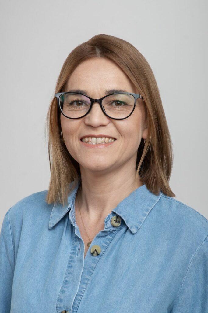 Majewska-AM9I0687-1024x1536-1-683x1024